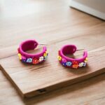 Pendientes aro abalorios fucsia