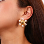 Pendientes flor perlas - Imagen 2