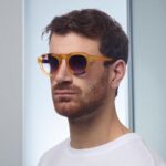 Gafas Zeno Round – Amarillo con Lente Negro Degradado - Imagen 6