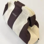 Bolso Naruk Bicolor chocolate con Cadena Dorada - Imagen 3